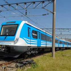 Inauguraron obra de electrificación del tren Roca a La Plata