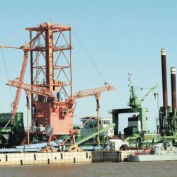 La Provincia regulará el dragado de canales y puertos
