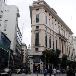 Cambiarán las leyes para construir en la Ciudad y habrá límite a las torres