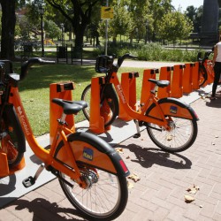 Con mejores bicicletas pero pocos usuarios, arrancó el nuevo sistema de Ecobici porteño
